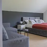 Glow Apartments - Dom Ostoja Rekownica, Kaszuby na 10 osób z sauną i balią Villa Bedomin